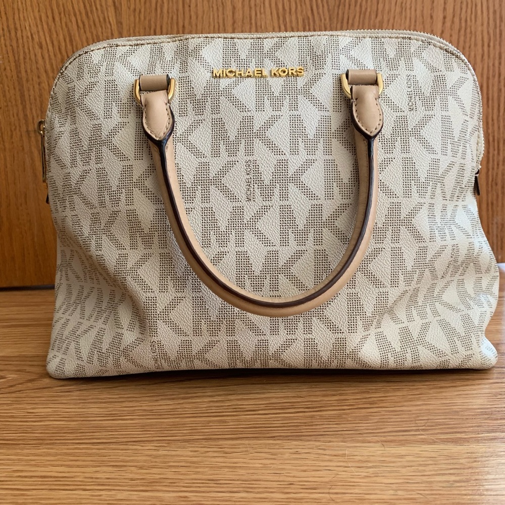 Michael Kors Purse - Picture 2 of 7